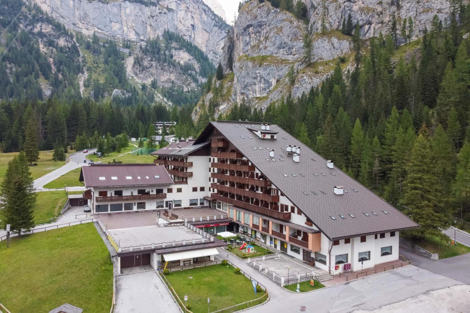 Dolomitissime Holiday Homes Marmolada ร็อคคา ปิเอโตเร ภายนอก รูปภาพ